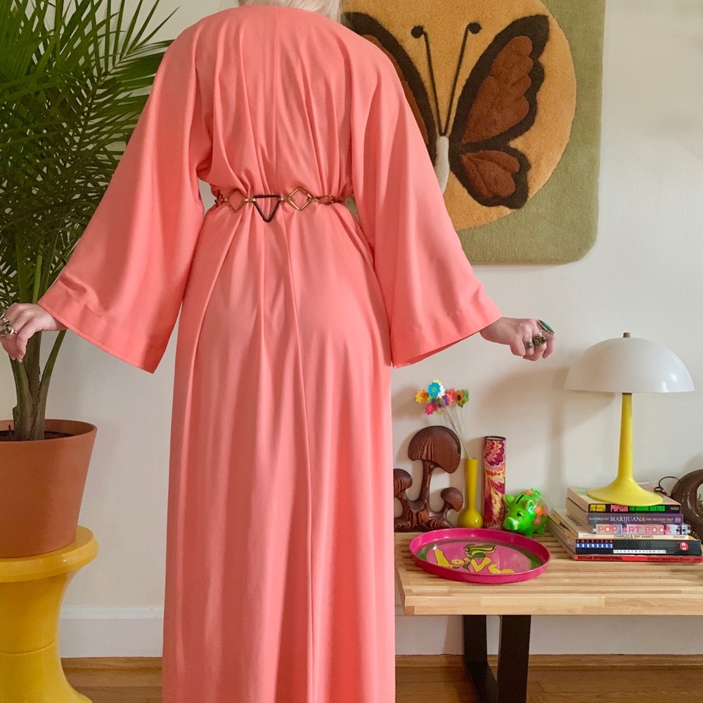 1970s Halston bell sleeve caftan jersey dress S-L - Picture 4 of 7